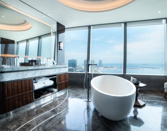 Hyatt-Regency-Istanbul-Atakoy-P265-Diplomatic-Suite-Bathroom.16x9